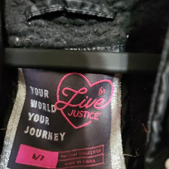 Girls justice puffer coat - Picture 9 of 11